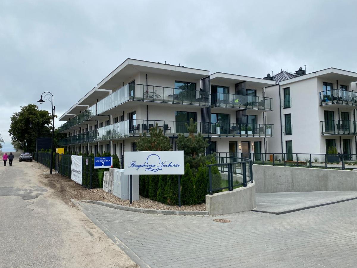 Przy Plazy - Z Prywatnym Ogrodkiem Rezydencja Niechorze Apartment Exterior photo
